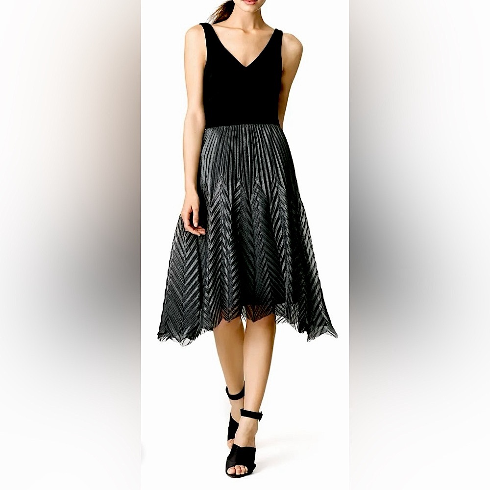 Trina Turk Black Chevron Midi Skirt